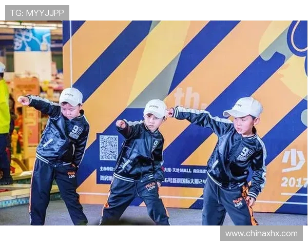 南京街舞队在世界攀岩锦标赛中的精彩表现与状态分析